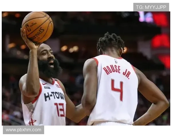 活塞铁军十连胜领跑东部斯通最佳高管之路迎来强劲对手